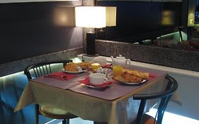 Camelia Hotel Paris